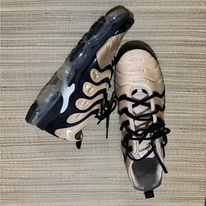Men’s Nike Vapormax Plis